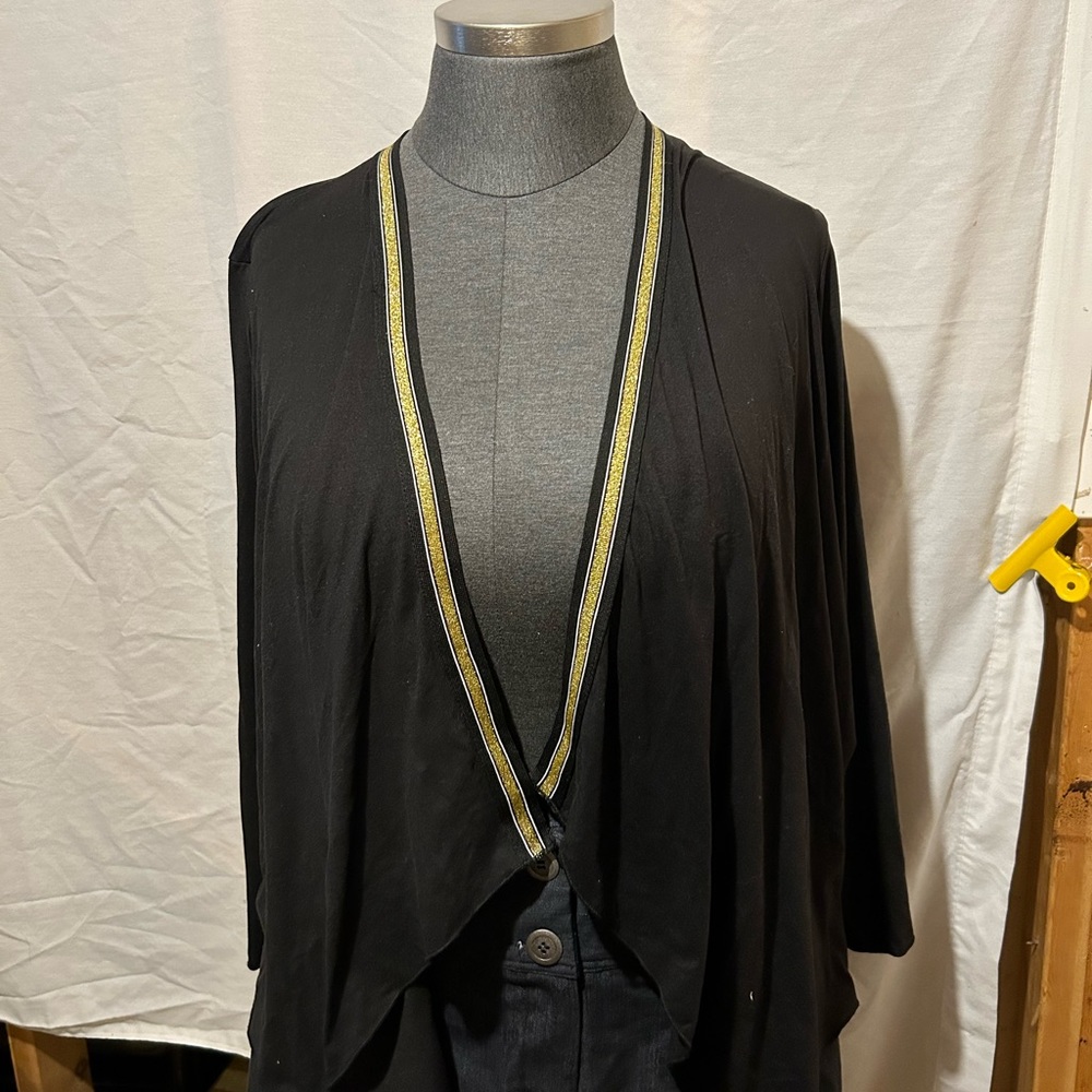 Black knit overpiece